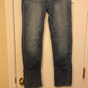 Hollister size 7S skinny jeans.